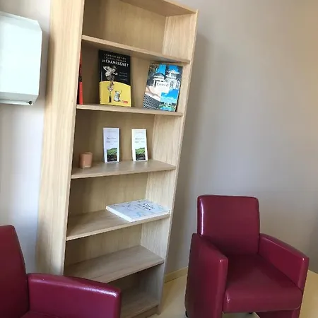 Le Gite Du Jard